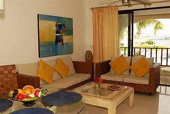 *** Aparthotel Xaman Ha Condominiums Playa del Carmen Mexico
