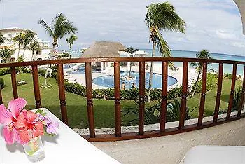 Xaman Ha Condominiums Playa del Carmen
