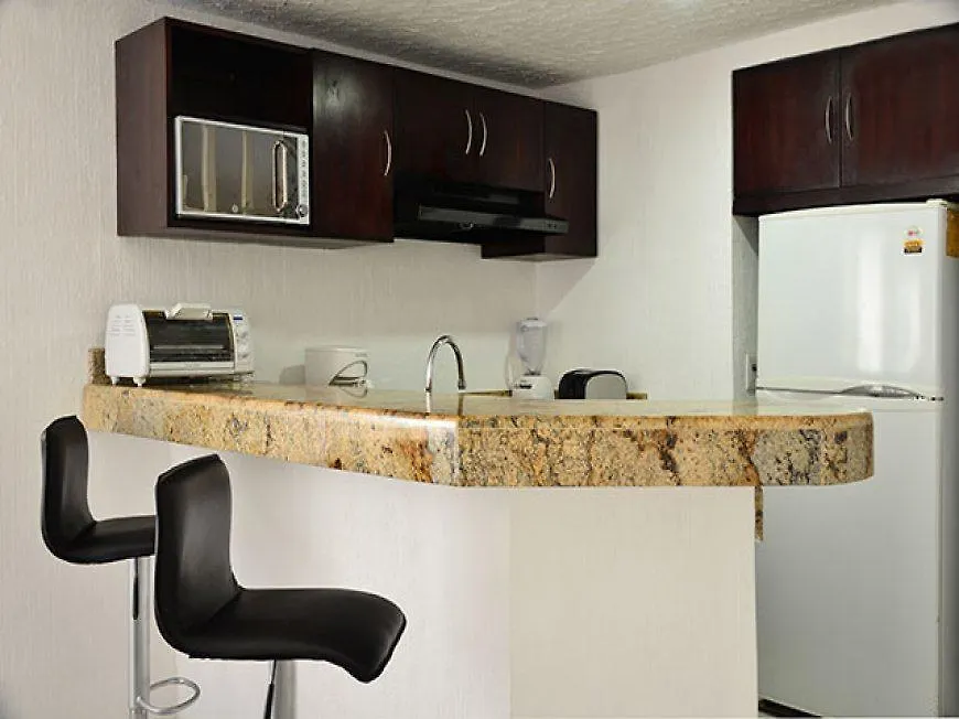 *** アパートホテル Xaman Ha Condominiumsプレヤデルカーメン メキシコ